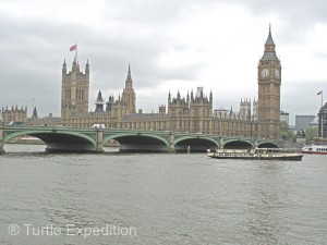 The views from a river tour boat were often better than from a Hop-On-Hop-Off bus.